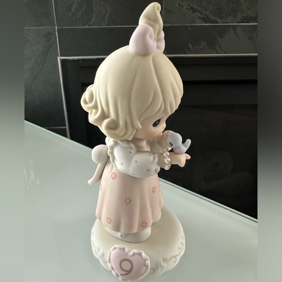 Precious Moments Collectable Figurine number 9 - Picture 2 of 3